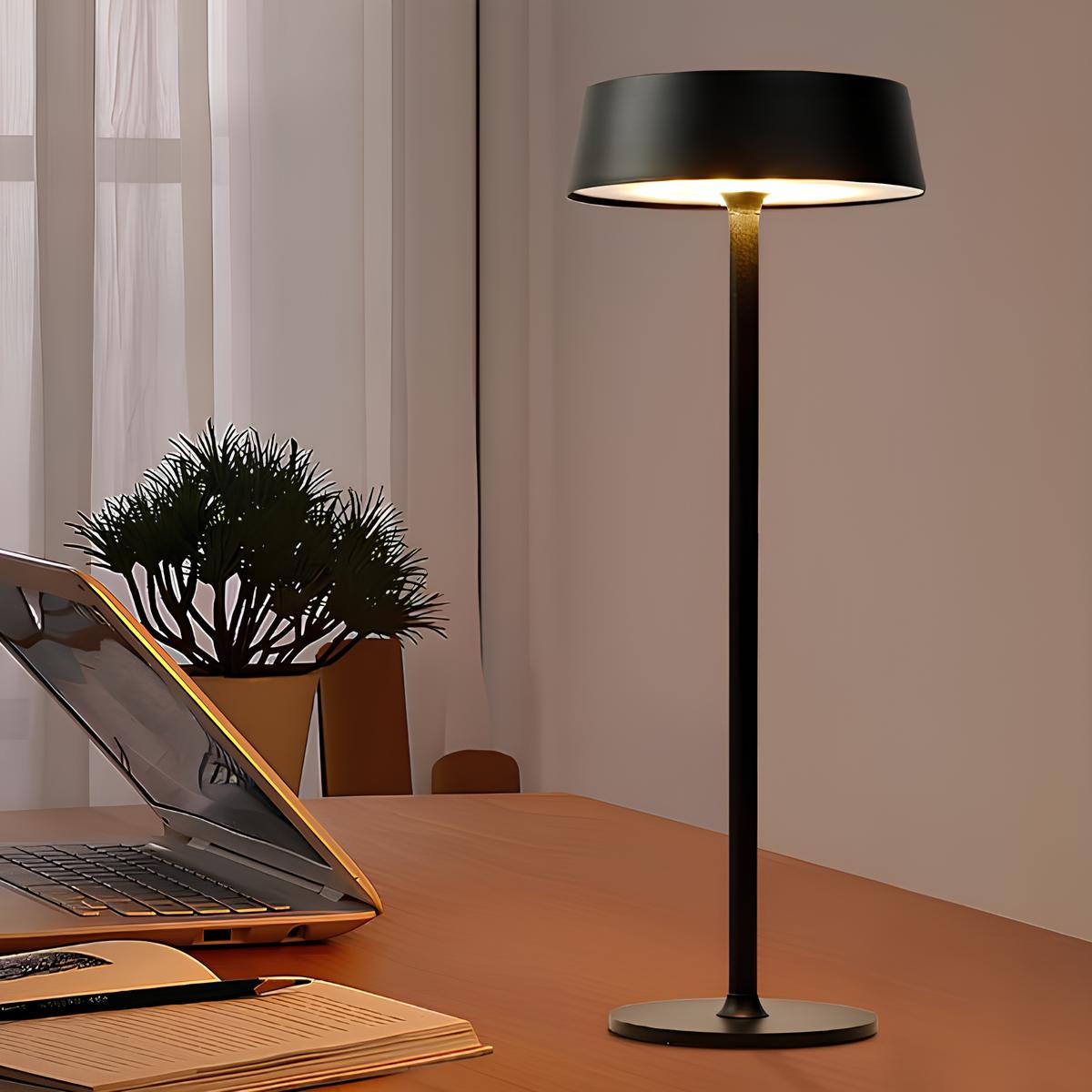 Slanke moderne tafellamp