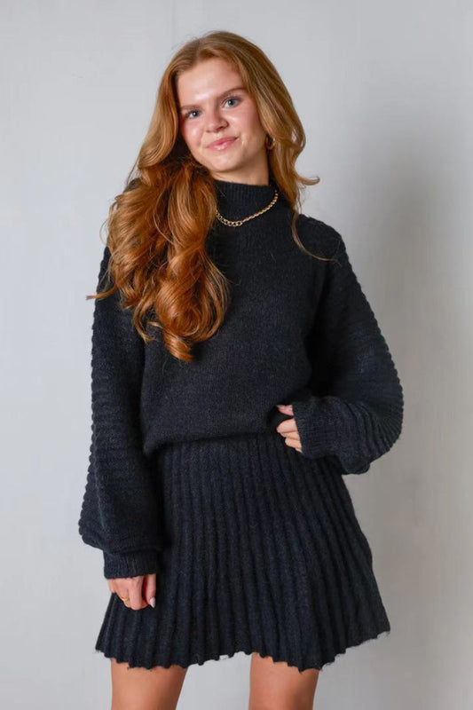 PEBBLES™ - Stijlvolle set van trui met lange mouwen en minirok
