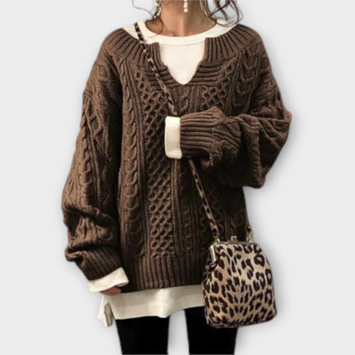 Lili - Oversize Düğüm Desenli Triko Kazak