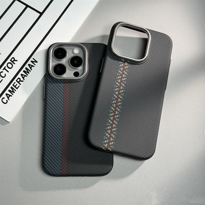 Spectre MagSafe® iPhonehoesje van koolstofvezel