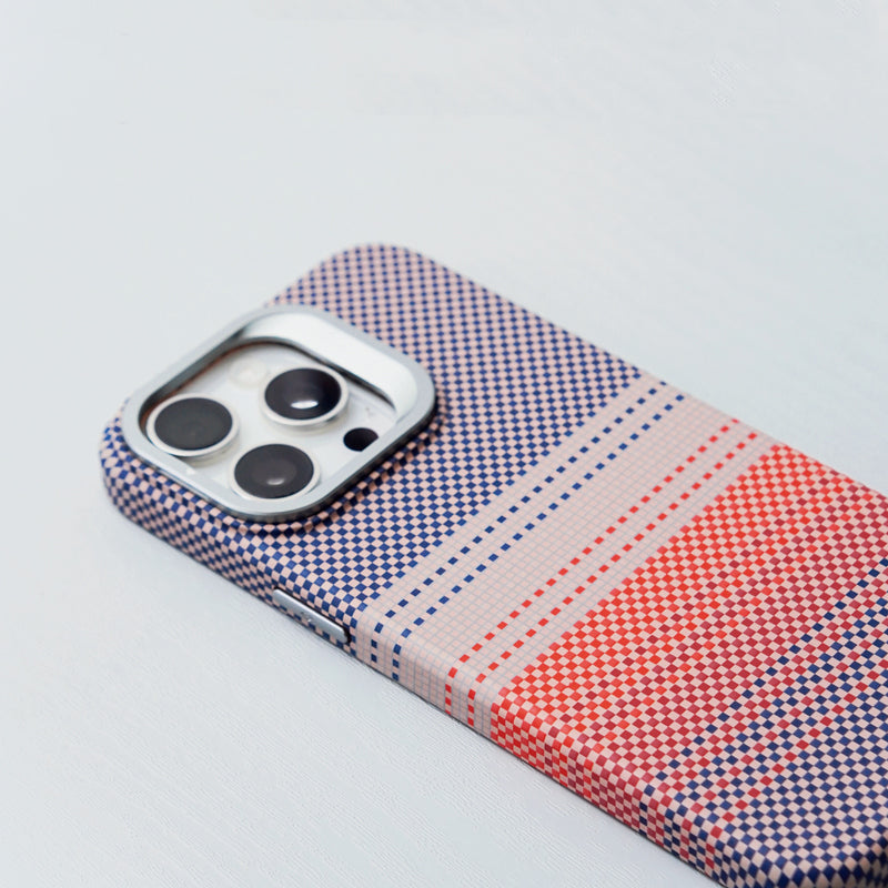 PixelWeave MagSafe® iPhone hoesje