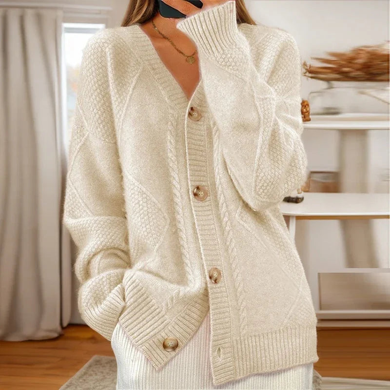 Éloise | Zopfmuster-Strickjacke