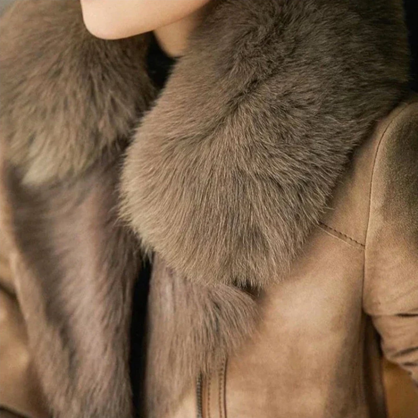 Lammfelljacke mit Pelzkragen