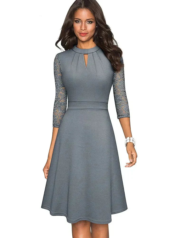 ELKE I ELEGANTES SPITZENKLEID