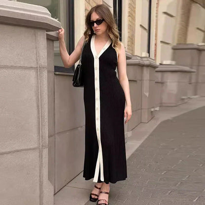 Ines | Mouwloze jurk met V-hals