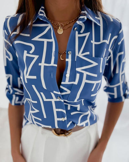 Sibylle | Modische Bluse mit langen Ärmeln und Knopfleiste