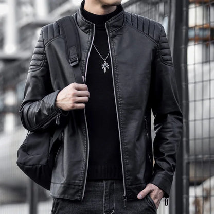 Storm™ Edge – Blauwe PU-leren jas met moderne schouderdetails