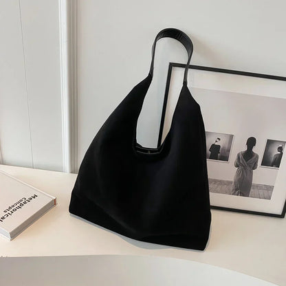 freja™ – blød skuldertaske i ruskindsstil