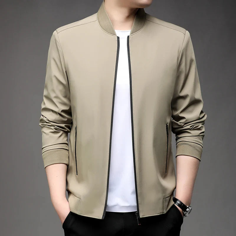 Lässige Baseball-Jacke