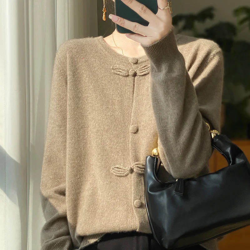 BELLA™ - Chique Cardigan met Strikdetail