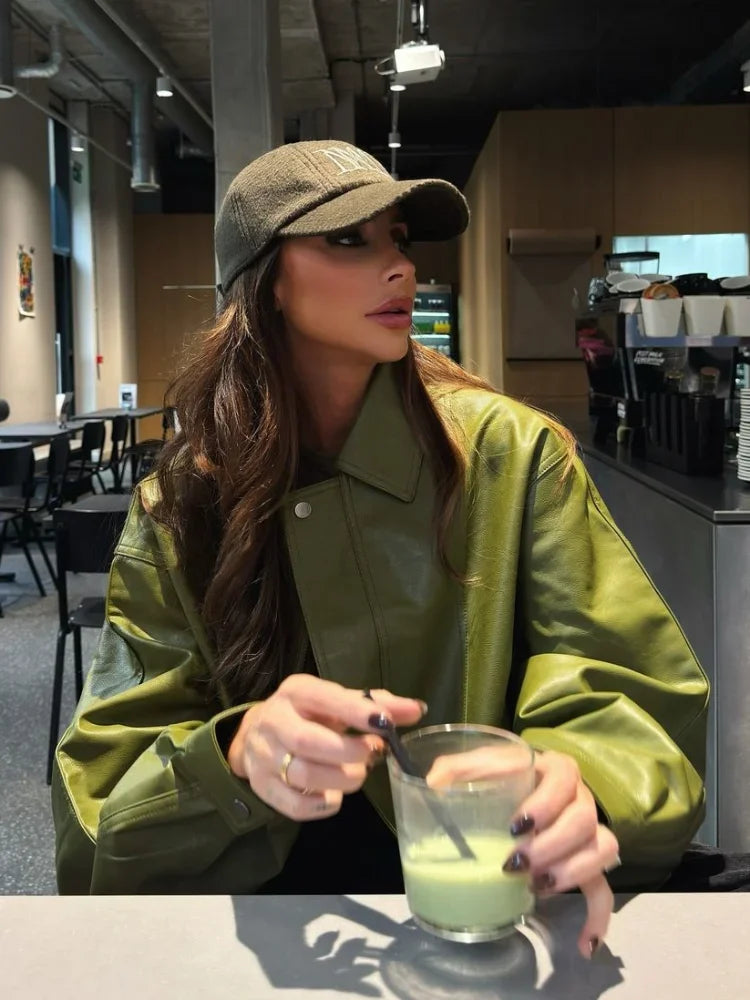 Lorette - Oversized veganistisch leren bomberjack