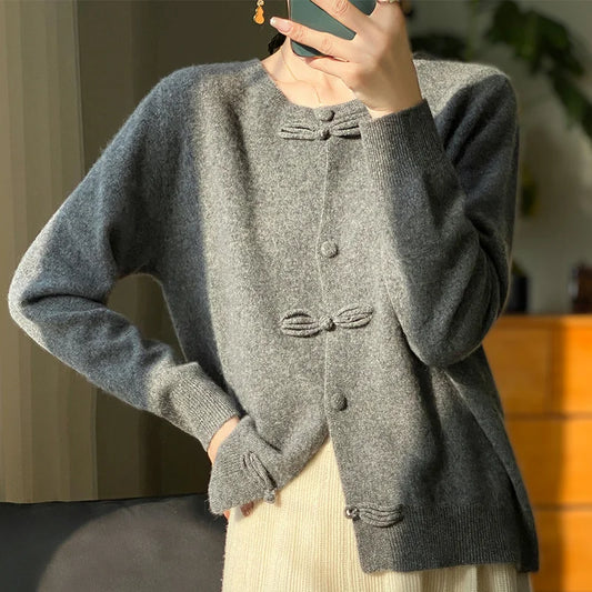 BELLA™ - Chique Cardigan met Strikdetail