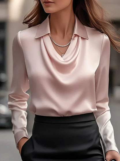 Elegante Satinbluse mit Drapiertem Ausschnitt