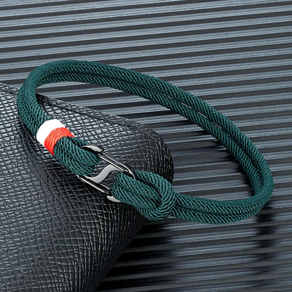 Aegir Nautische Touw Armband – Dubbele Draad Surfer Stijl met Zwarte Roestvrijstalen Karabijnhaaksluiting, Strak en Duurzaam Ontwerp voor Heren