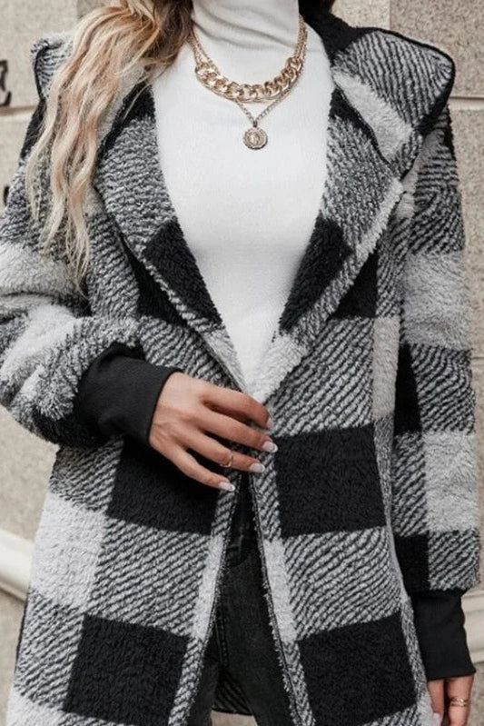 Mia - Karierter Hoodie