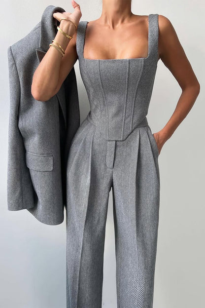 THARAH - Driedelig pak met double-breasted blazer