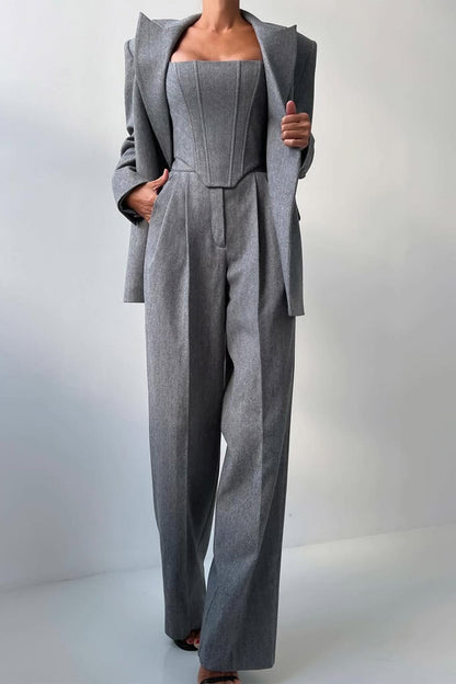 THARAH - Driedelig pak met double-breasted blazer