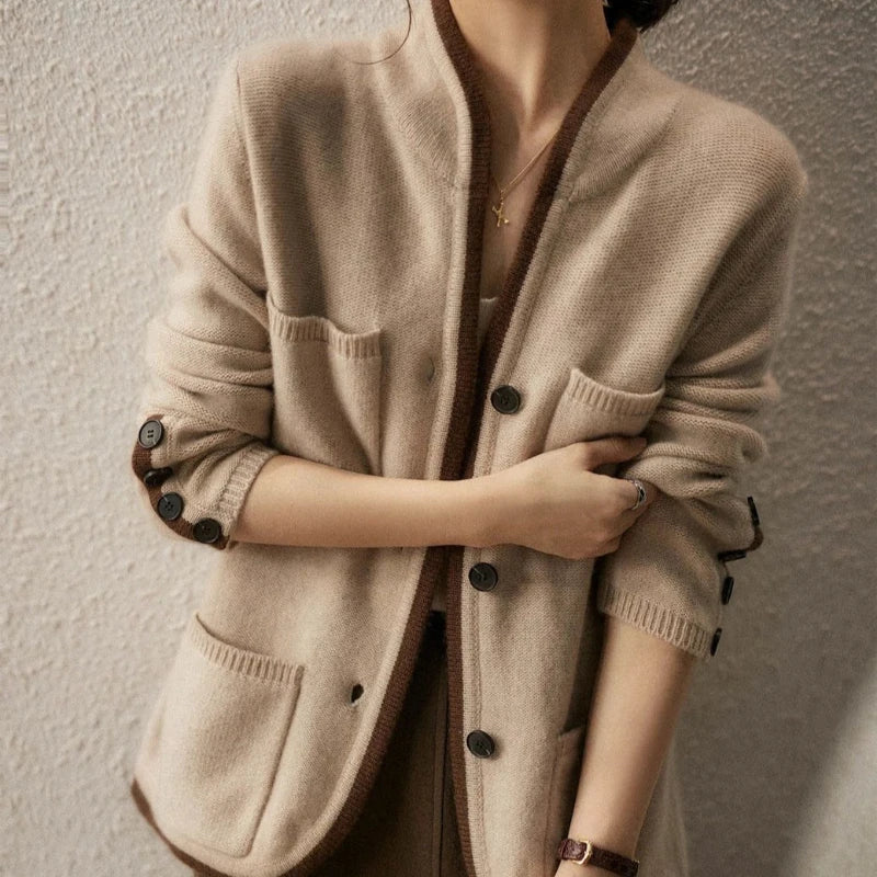 Elara Strickjacke
