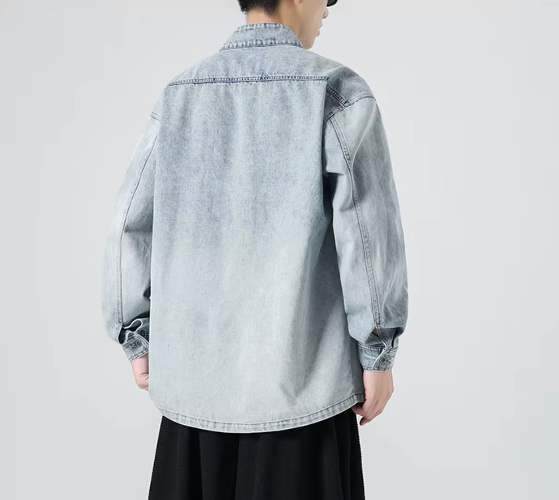 OVERSIZED DENIM JAS MET HOGE KRAAG