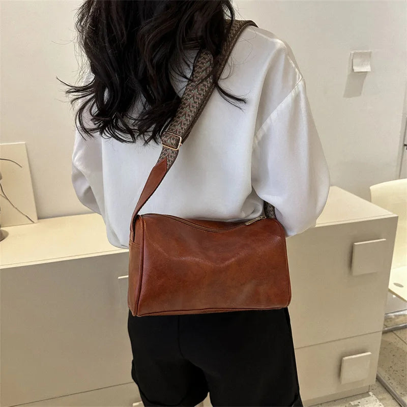 Trine™ | Vintage Leren Crossbodytas met Gevlochten Verstelbare Band