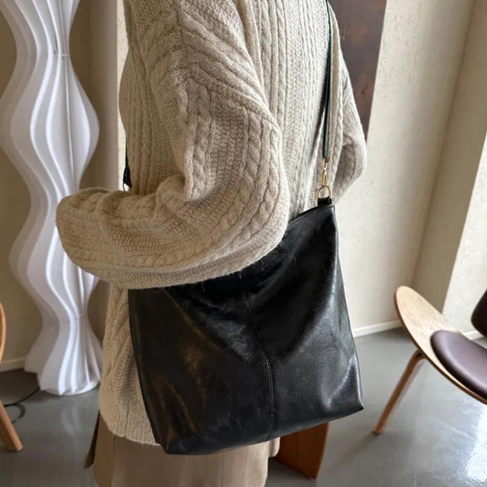 Chelseys Vintage Charme | Leder Schultertasche