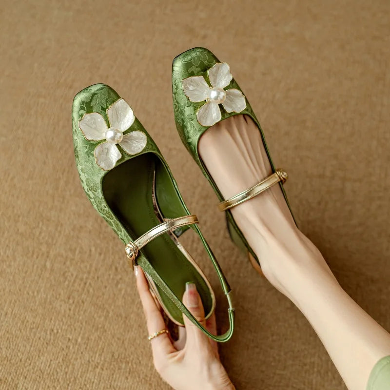 Solenza™| Eloise Elegante Pumps
