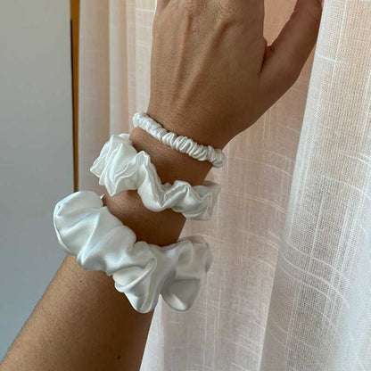 SILK SCRUNCHIE ORIGINAL – WEISS