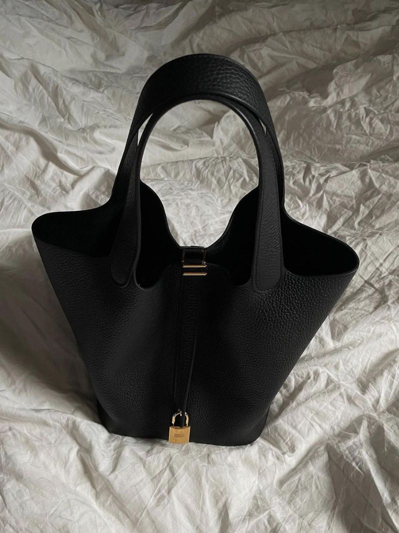Pia Ledertasche