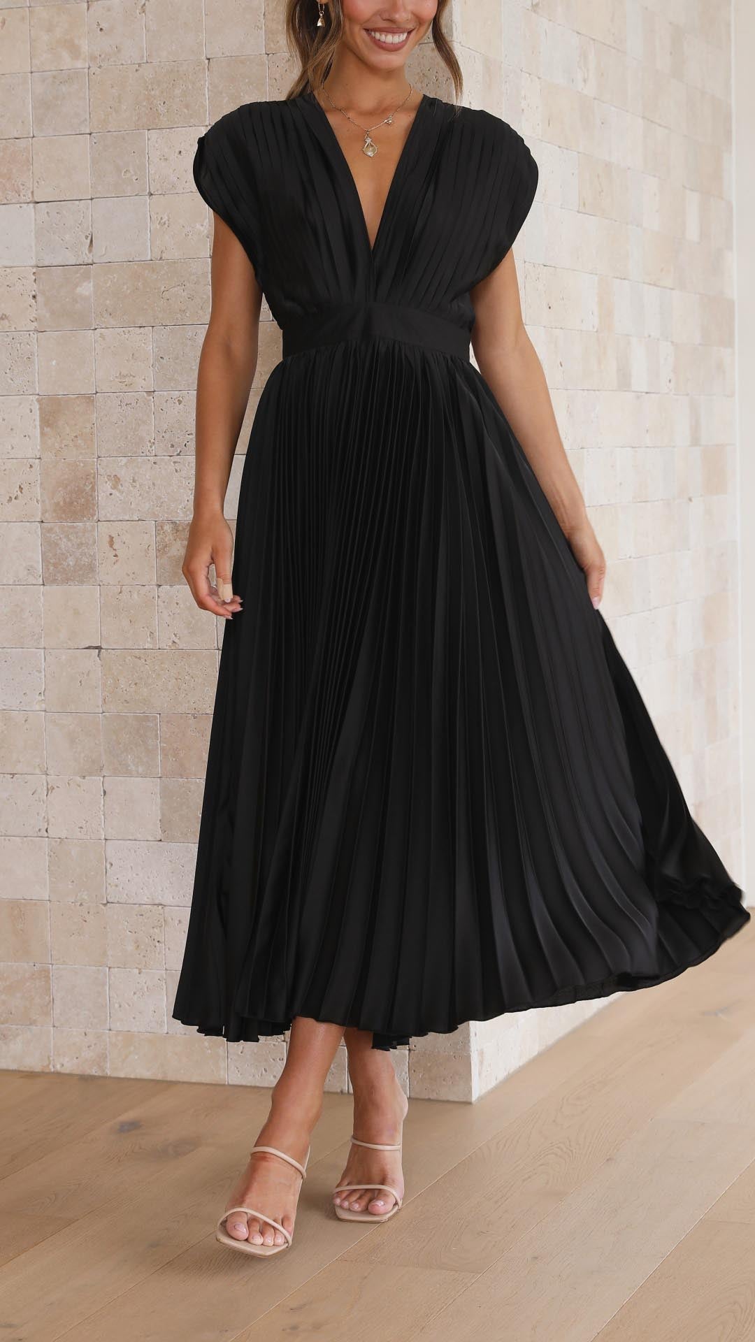THARAH | Elegante geplooide jurk