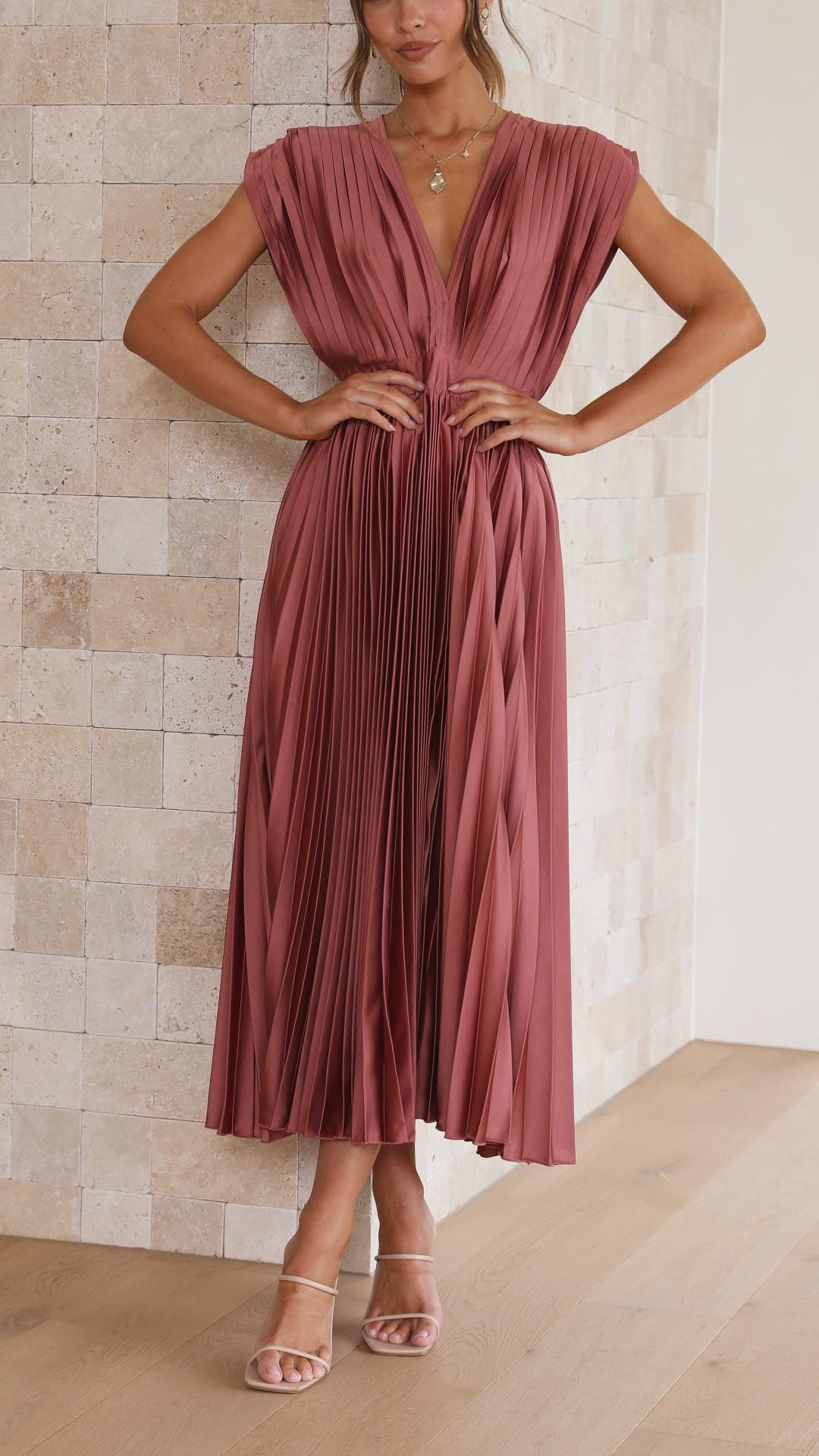 THARAH | Elegante geplooide jurk
