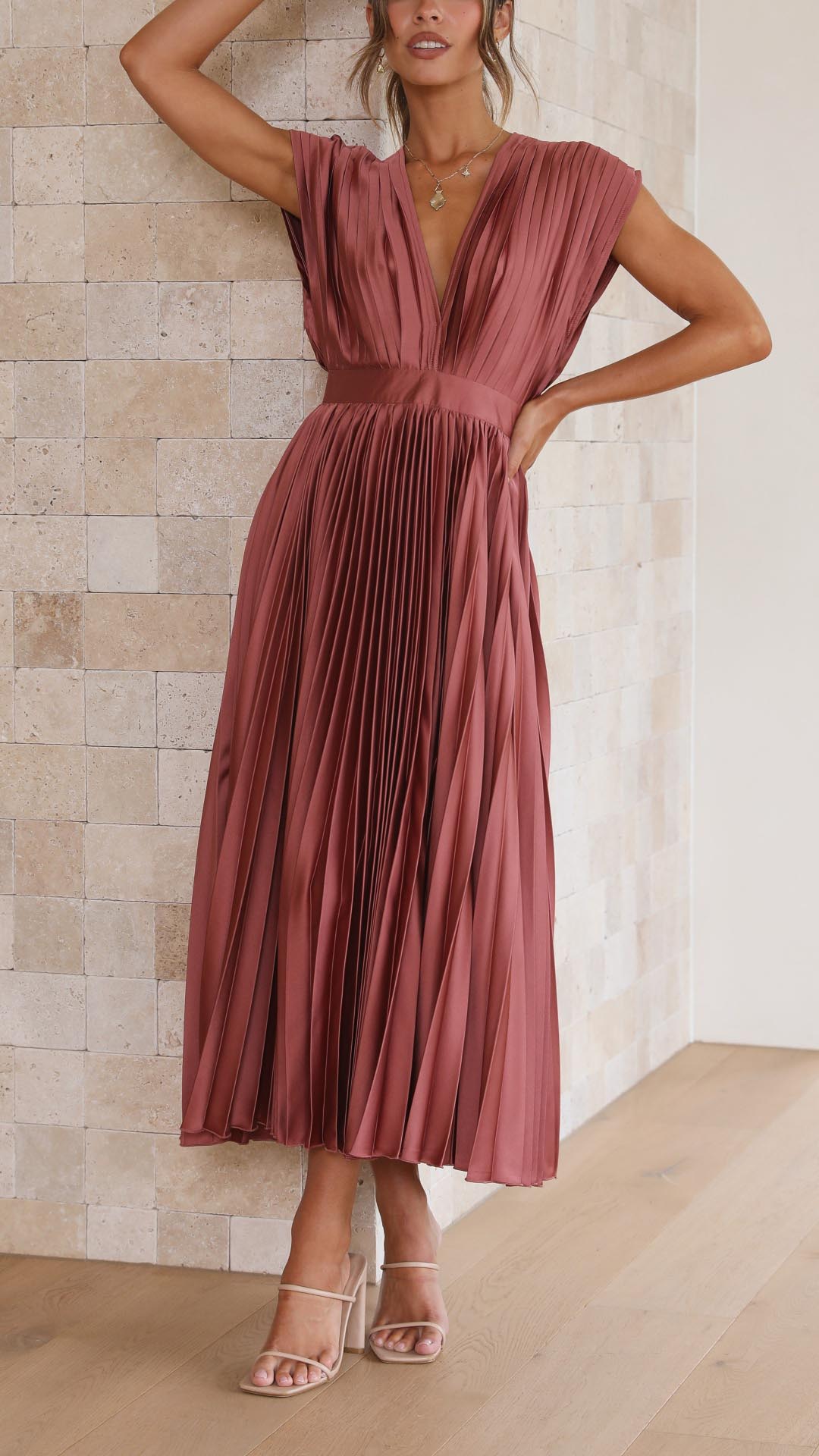 THARAH | Elegante geplooide jurk