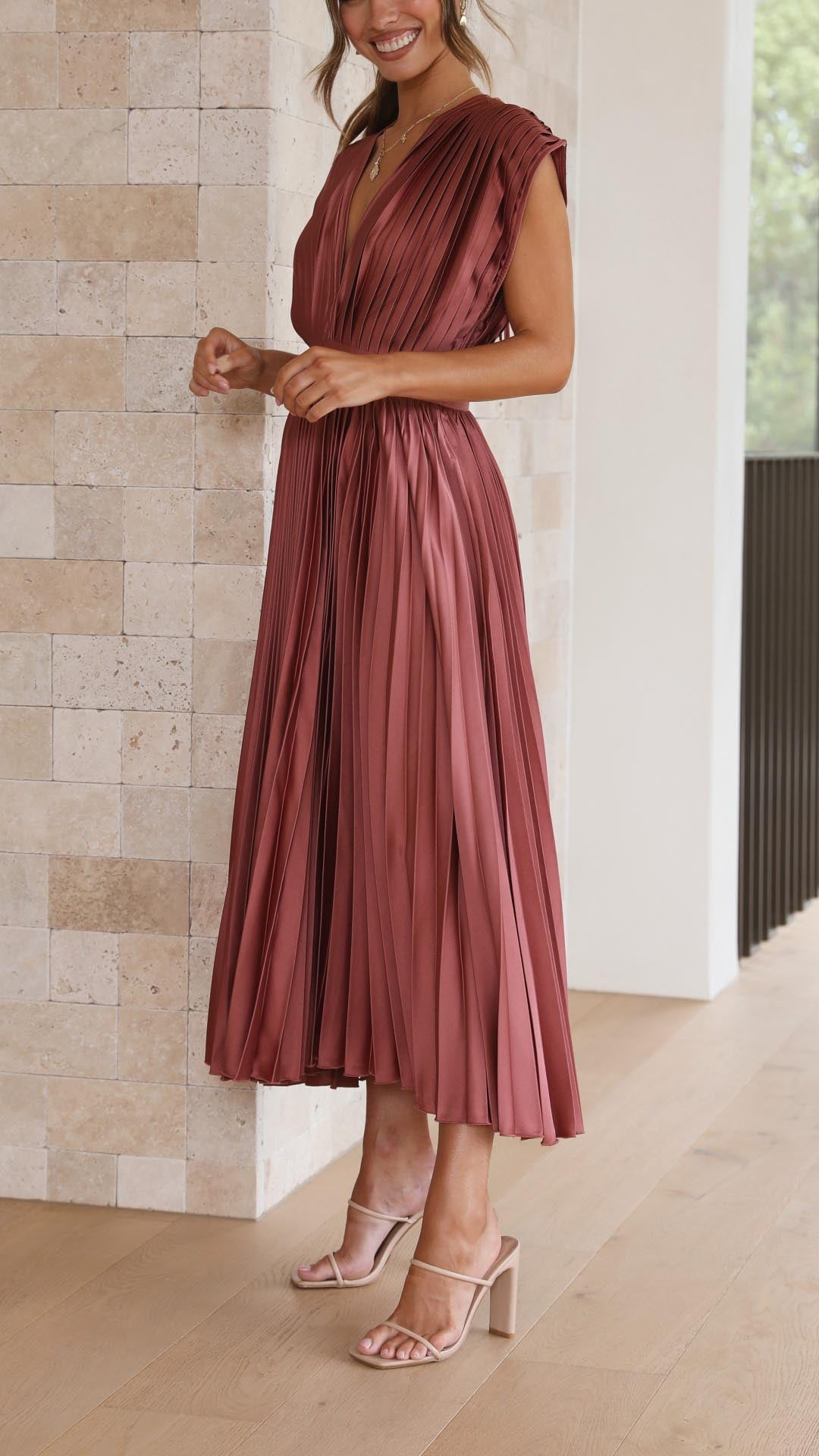 THARAH | Elegante geplooide jurk