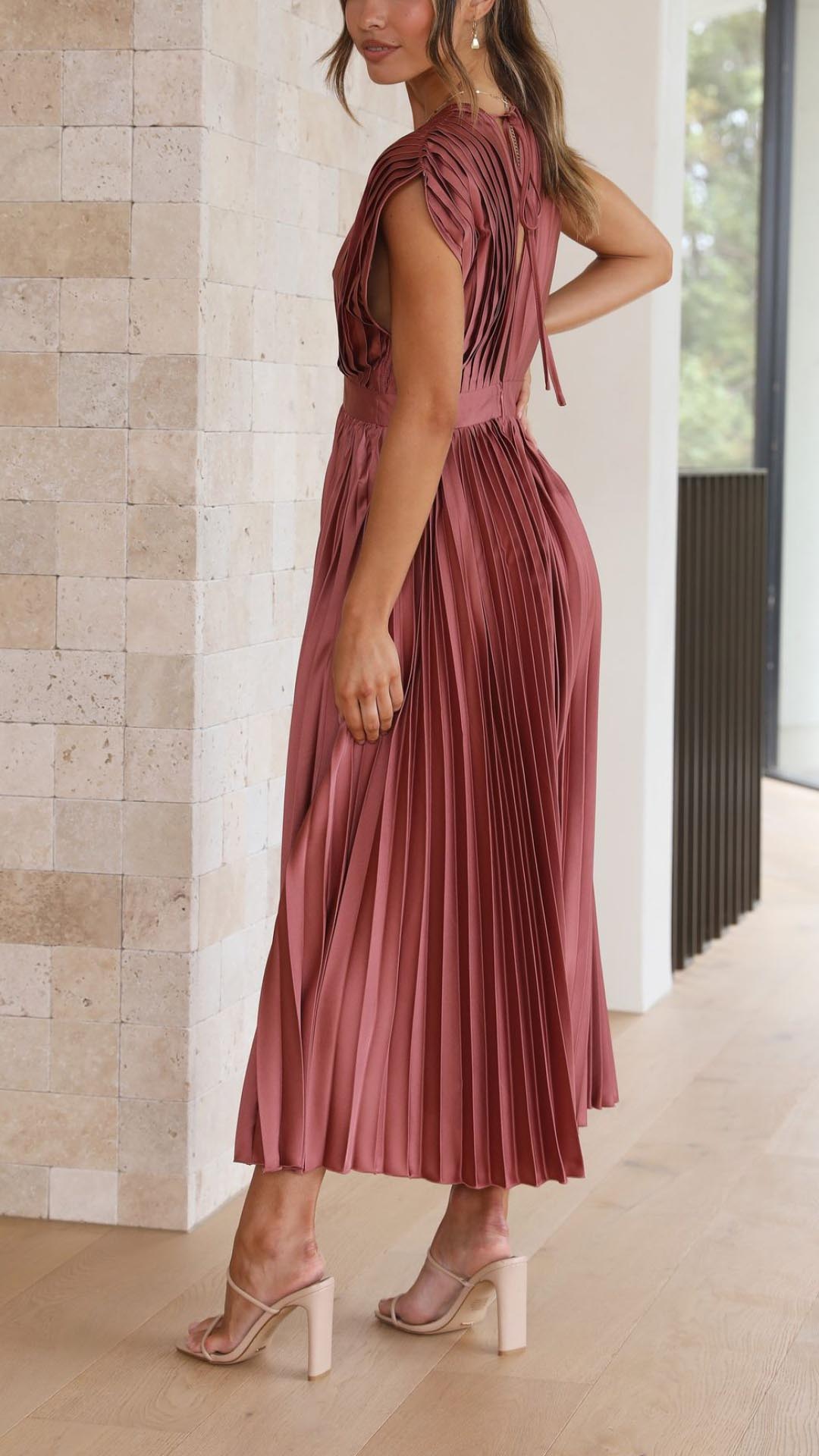 THARAH | Elegante geplooide jurk