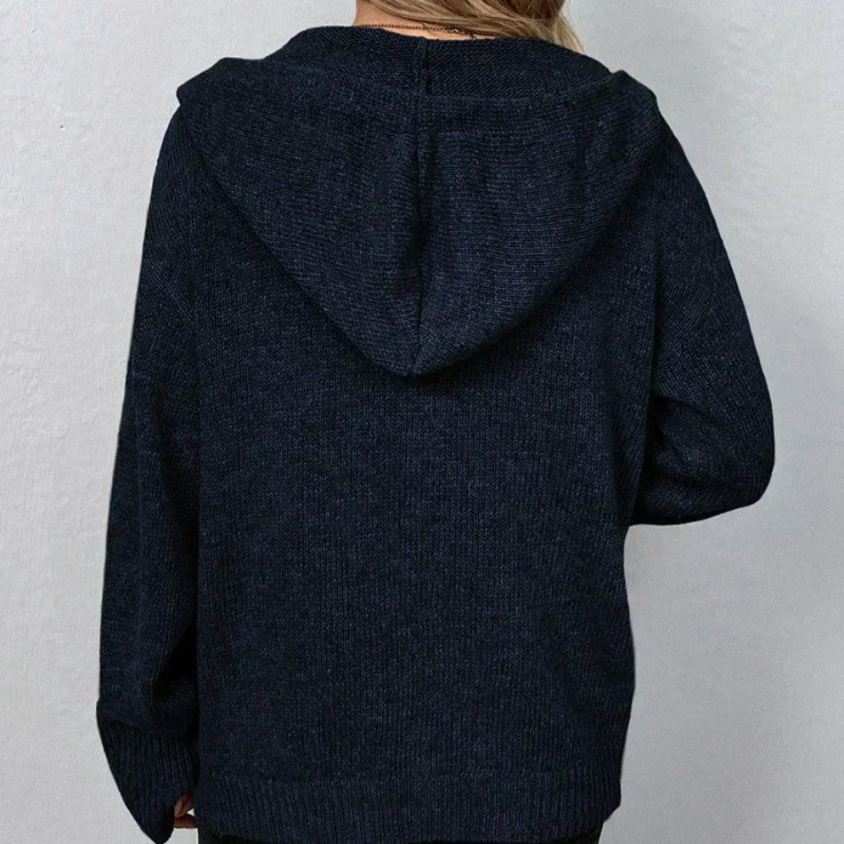 Ariella | Vest met capuchon en knopen
