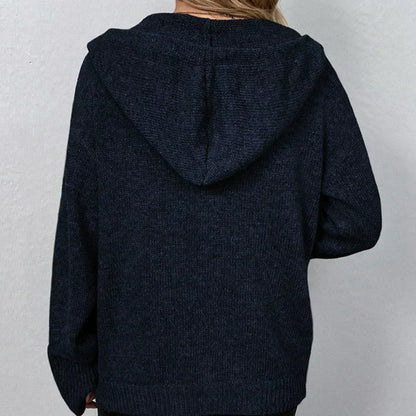 Ariella | Vest met capuchon en knopen