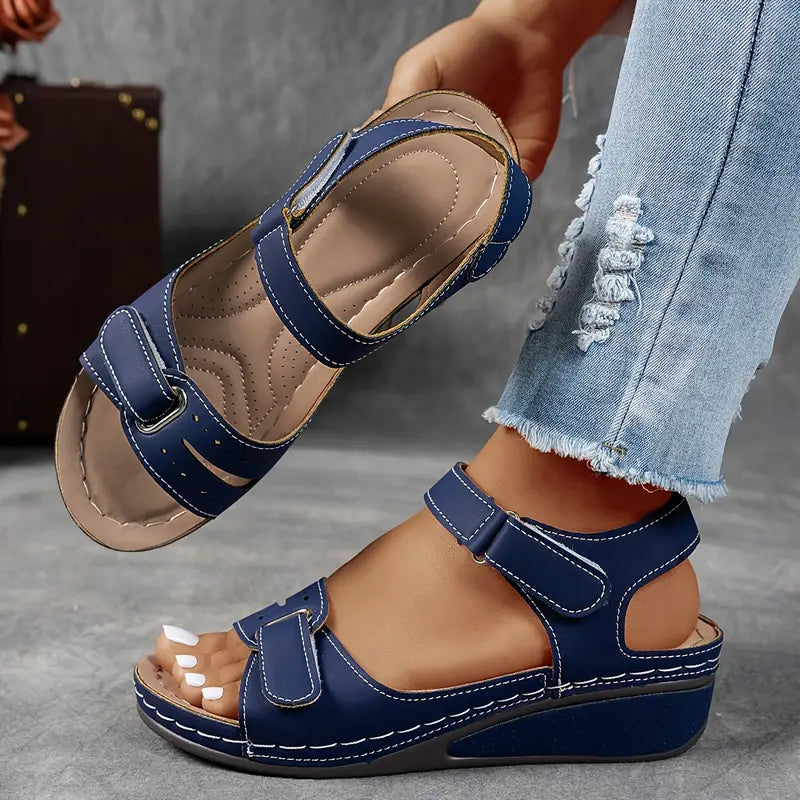 Veera™ Orthopädische Sandalen - Fußgewölbeunterstützung & ganztäglicher Komfort für Frauen