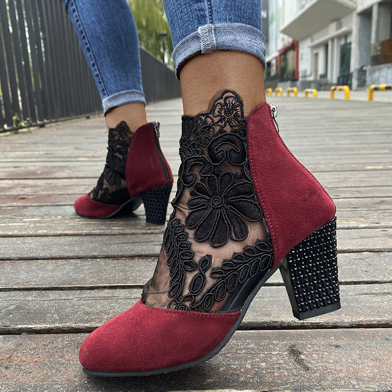JOLIE™ - Schicke Spitzen-Stiefel mit Absatz