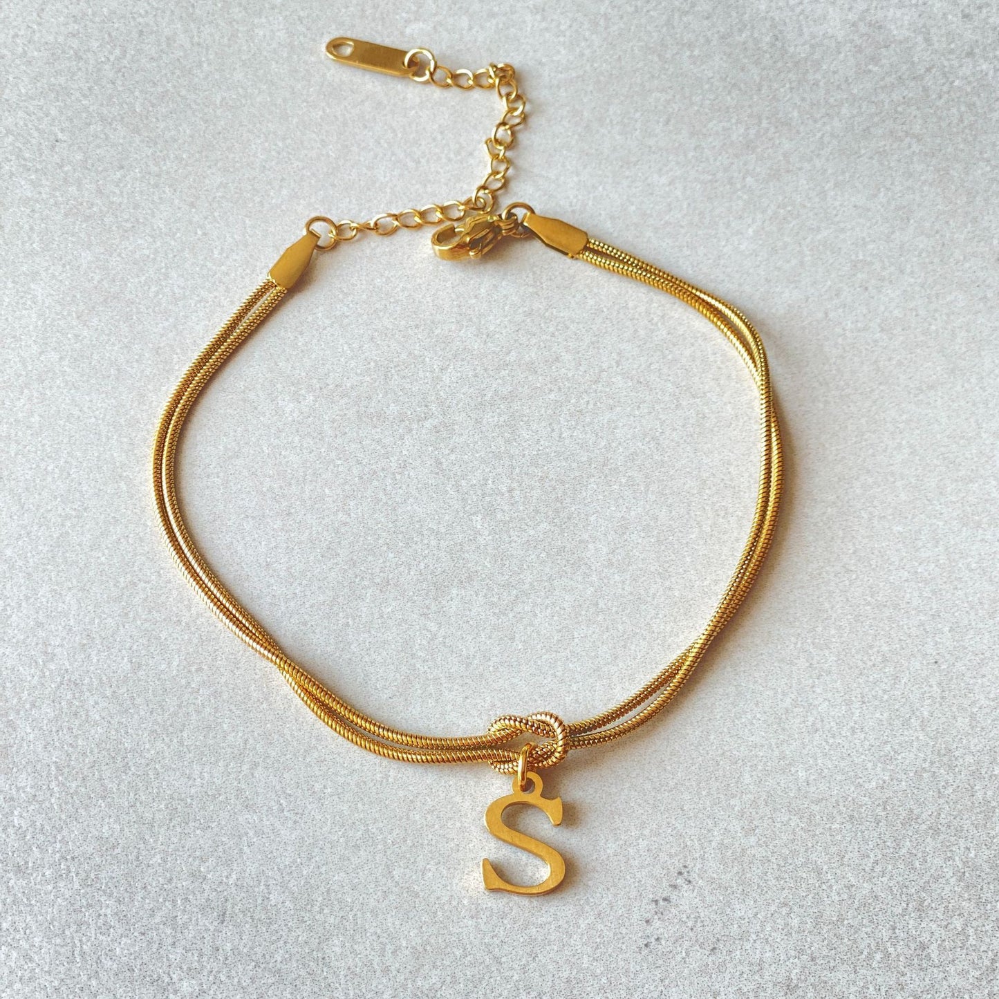 Initiële armband