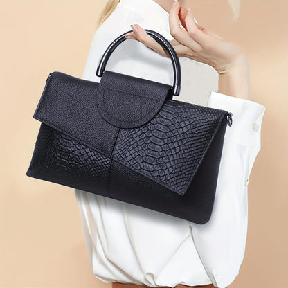 Cassandra | Handtas met extravagant krokodillenpatroon