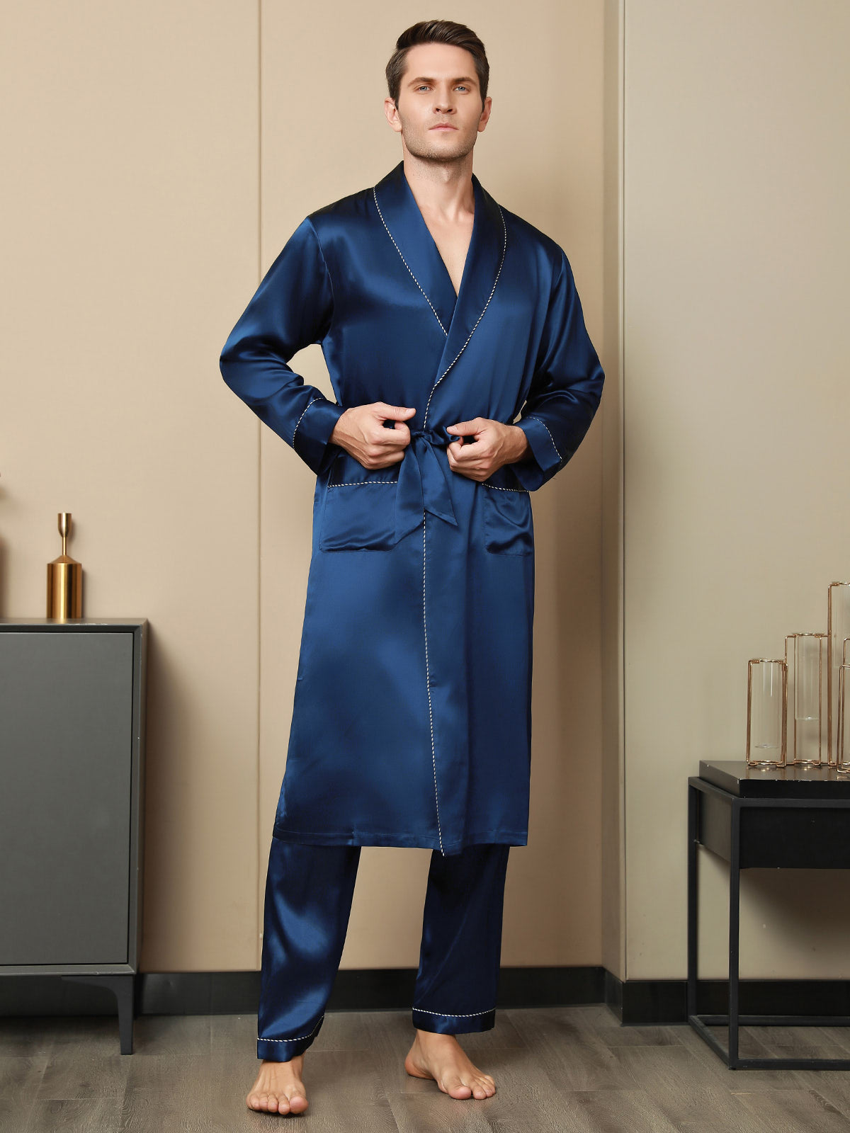 Peignoir Ceinturée Contrastante En Pure Soie (Sans Pantalon)