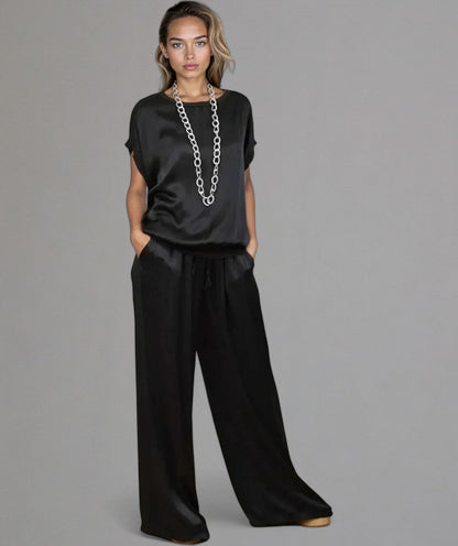 Tharah | Dames set met satijnachtige textuur