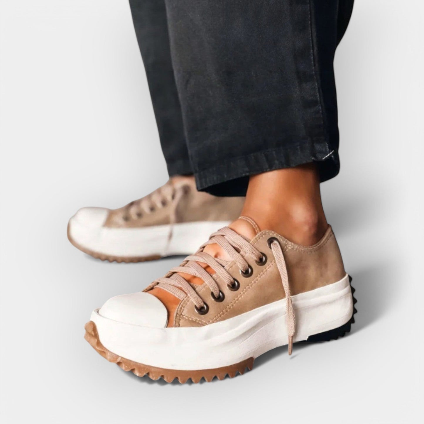 Moderne Sneakers met Dikke Zool