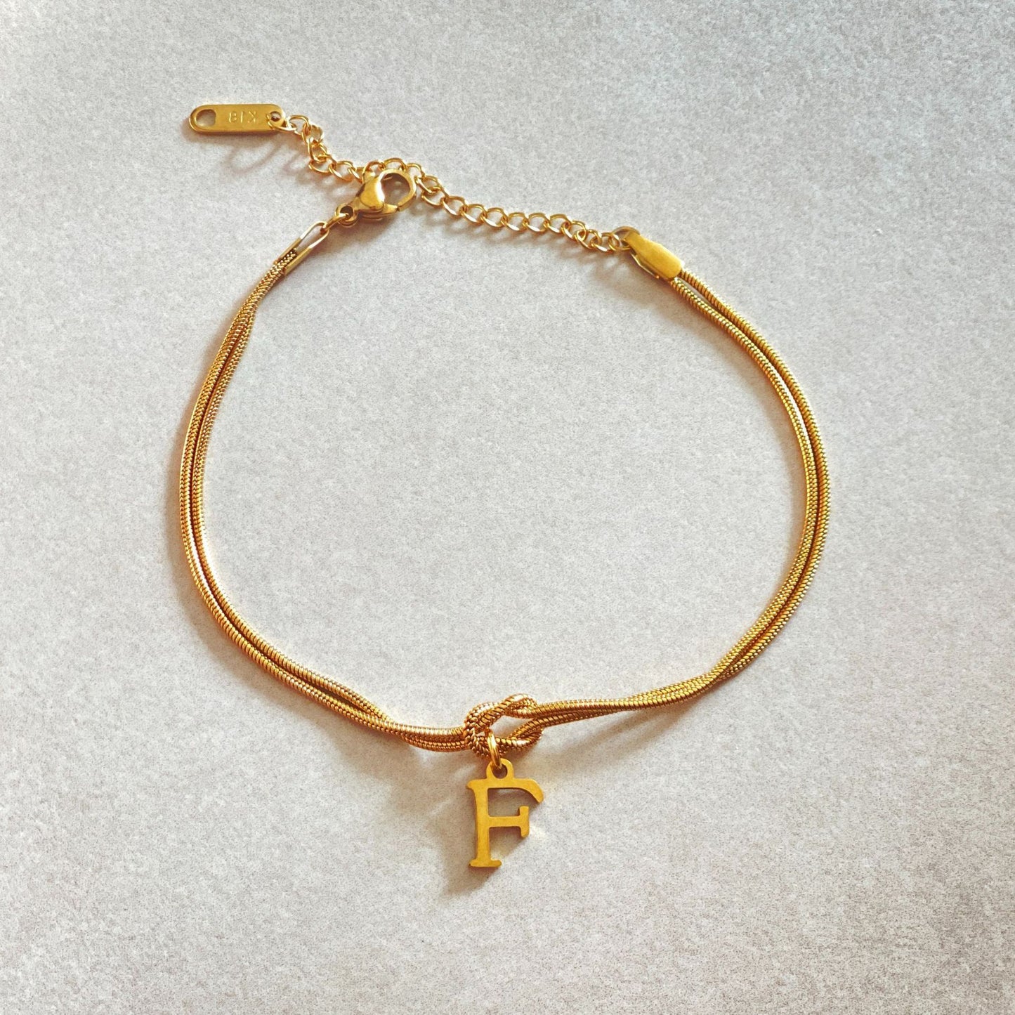 Initiële armband