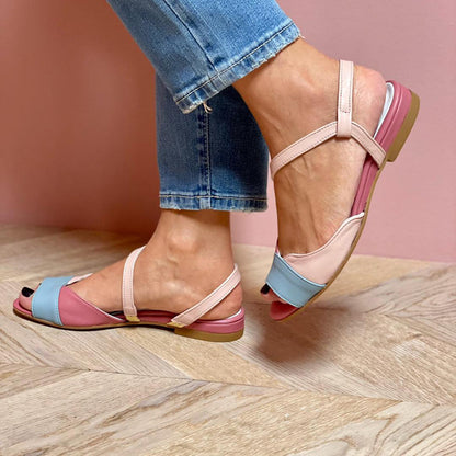 Ellela™ | Asymmetrische roze sandalen met kleurblokken