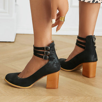 Caa™ | Gladde sandalen met enkelbandje en dikke hak