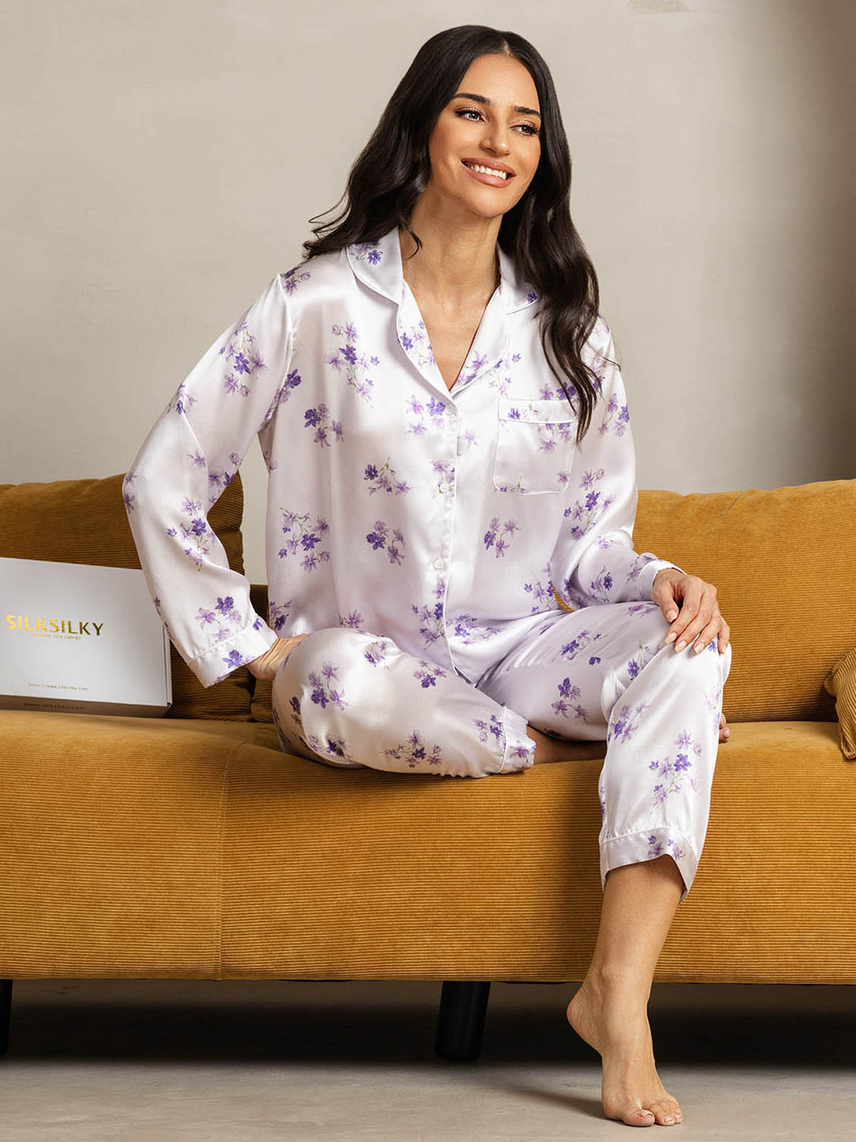 Klassieke Pyjama van Pure Zijde met Biesrand, 2-delig