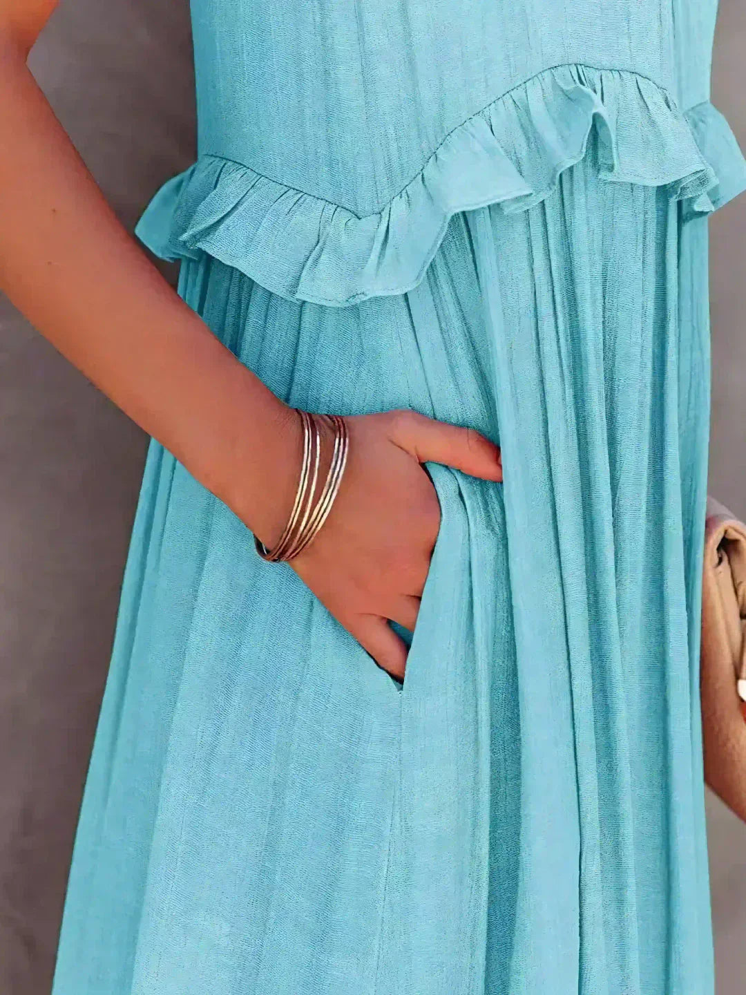 Delilah - Elegante Halterneck Jurk met Ruches