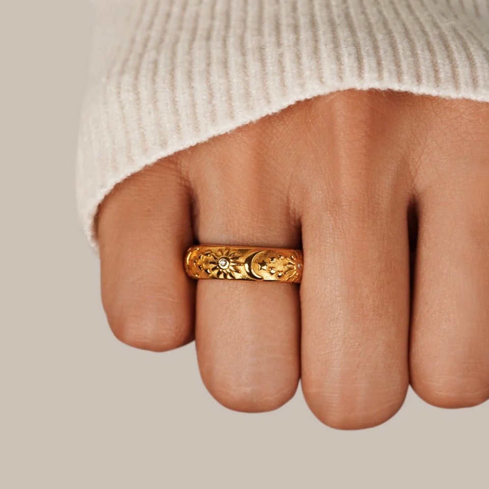 Bague en or céleste