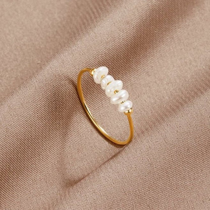 Bague classique en perles d'eau douce