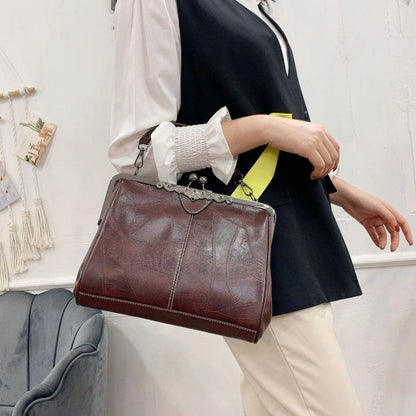 Mila | Zeitlose Vintage Tasche mit elegantem Riegelverschluss